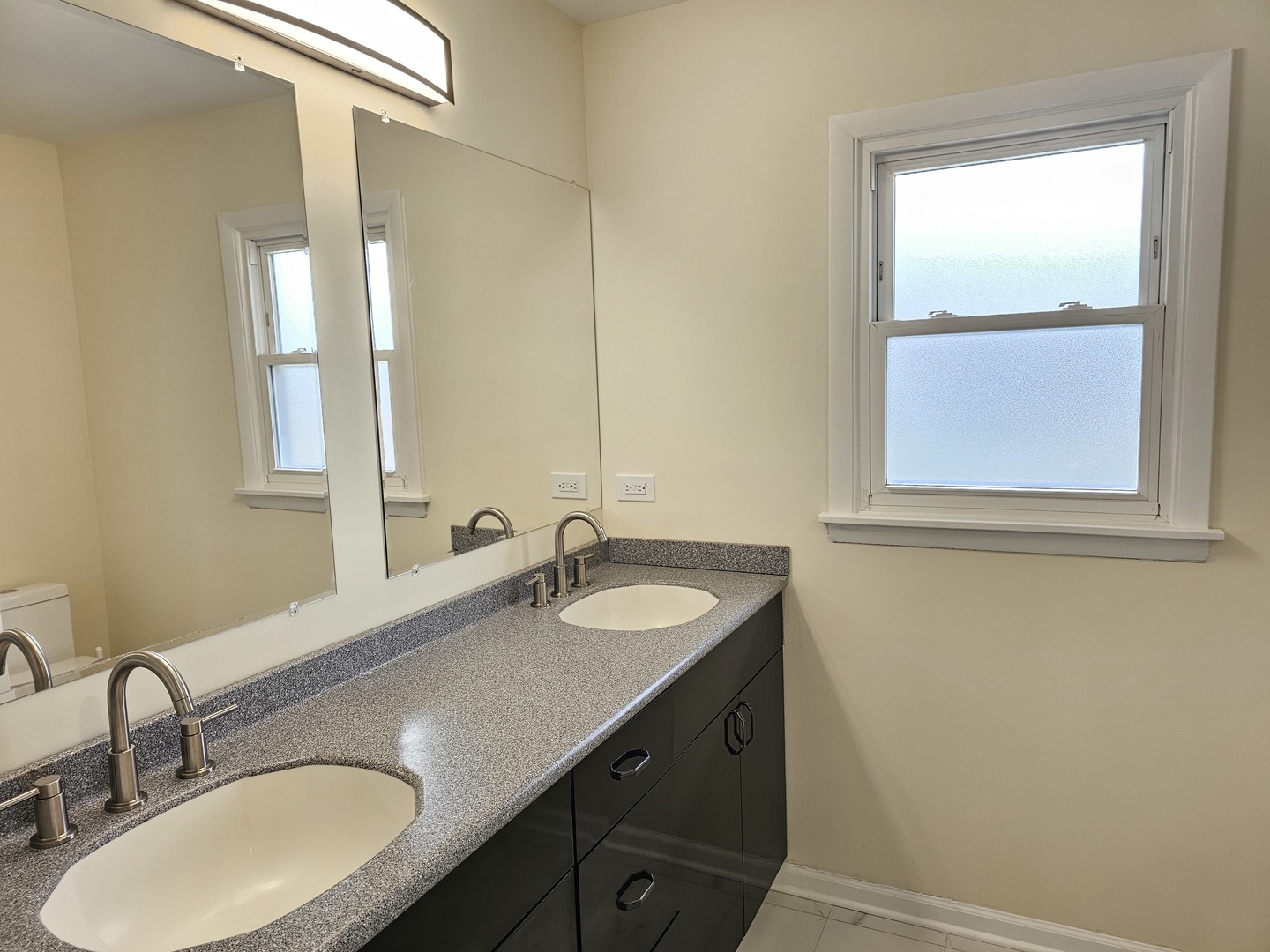 78 Downing Road, Buffalo Grove, IL 60089
