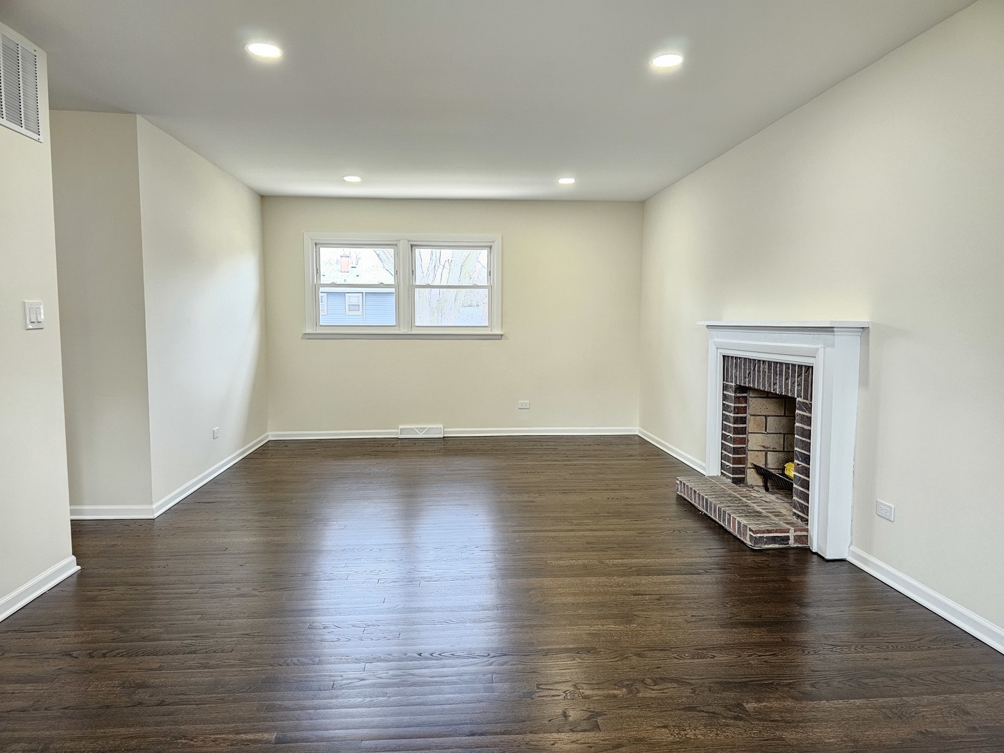 78 Downing Road, Buffalo Grove, IL 60089