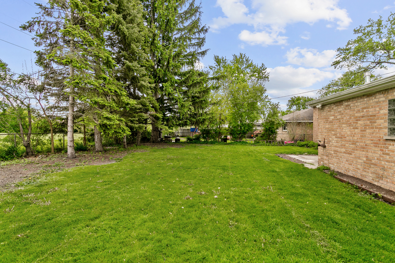 383 PARK Avenue, Wheeling, IL 60090