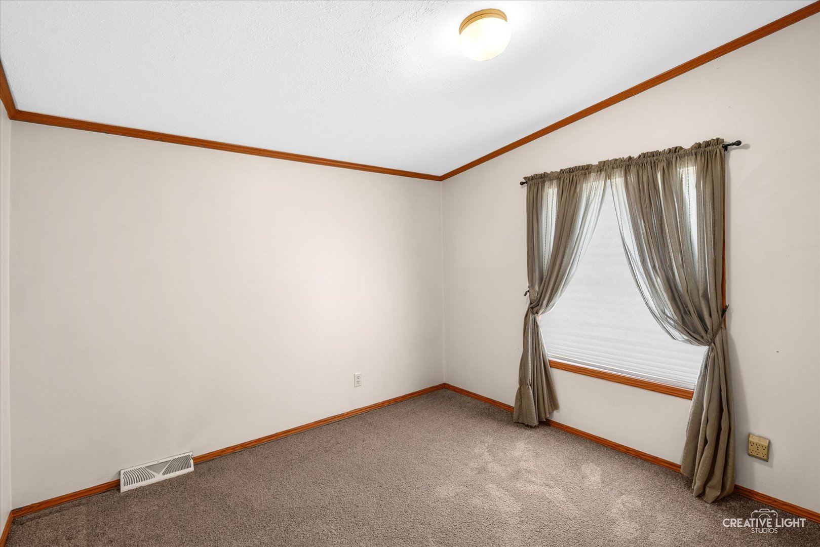 463 Meadowlark Circle #B, Sandwich, IL 60548