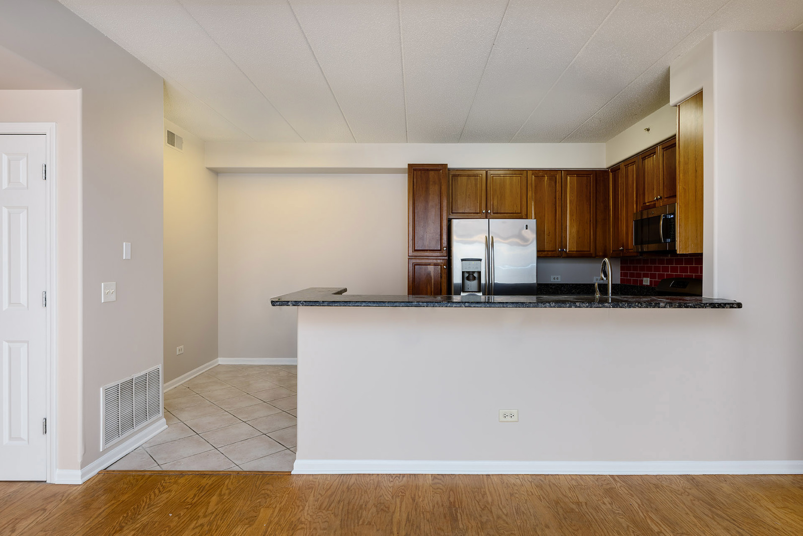 1715 Pavilion Way #307, Park Ridge, IL 60068