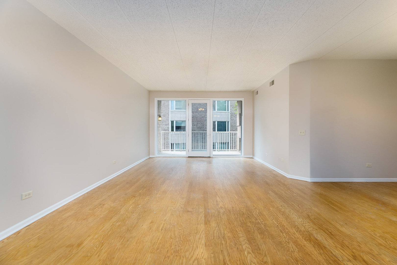 1715 Pavilion Way #307, Park Ridge, IL 60068