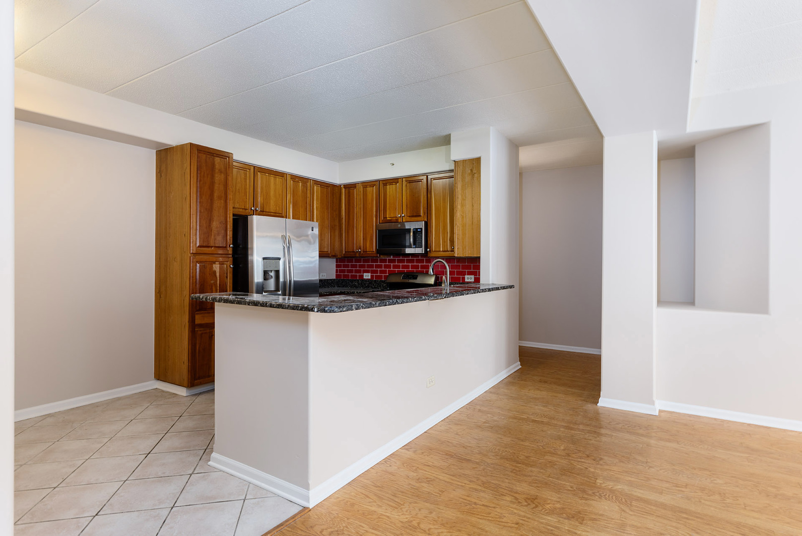 1715 Pavilion Way #307, Park Ridge, IL 60068