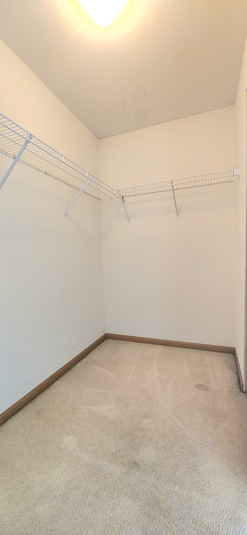 2435 Golf Ridge Circle #2435, Naperville, IL 60563