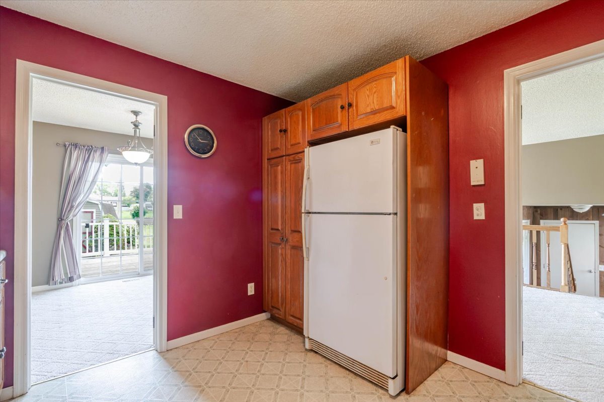 907 S Quincy Street, Clinton, IL 61727