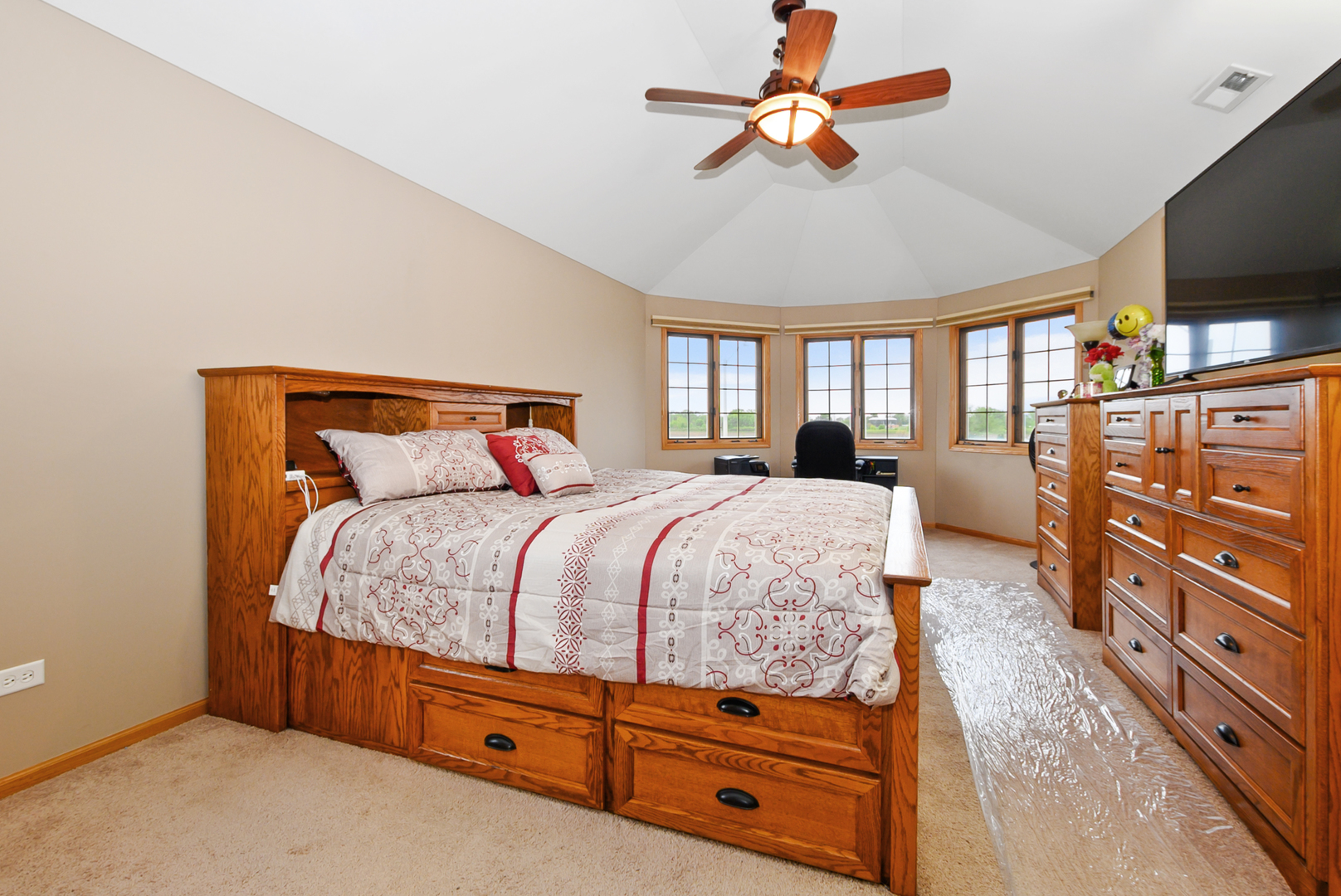 815 Meadow Path, Manteno, IL 60950