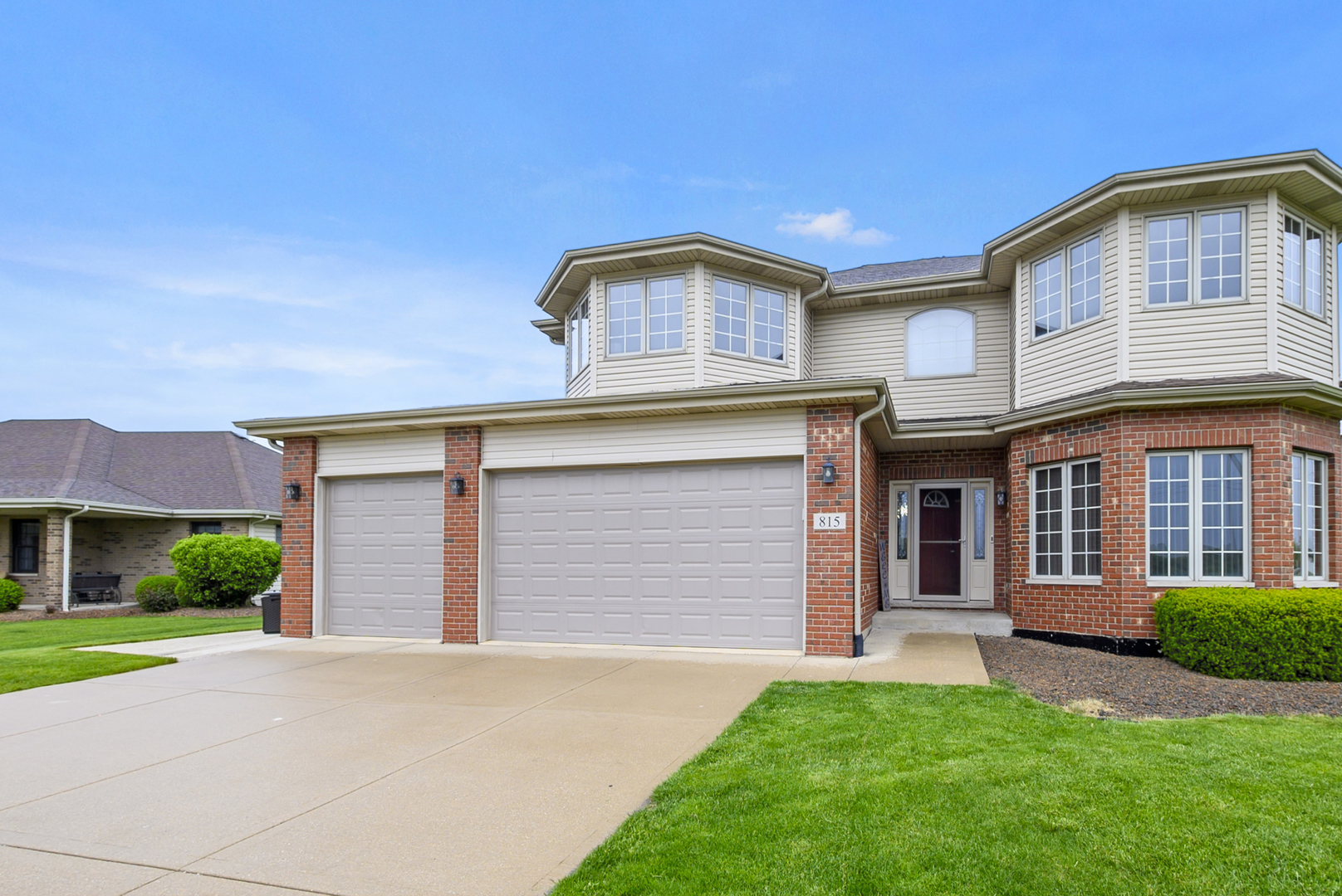 815 Meadow Path, Manteno, IL 60950