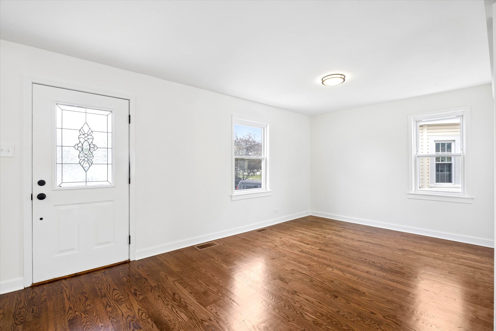 10527 S Albany Avenue, Chicago, IL 60655