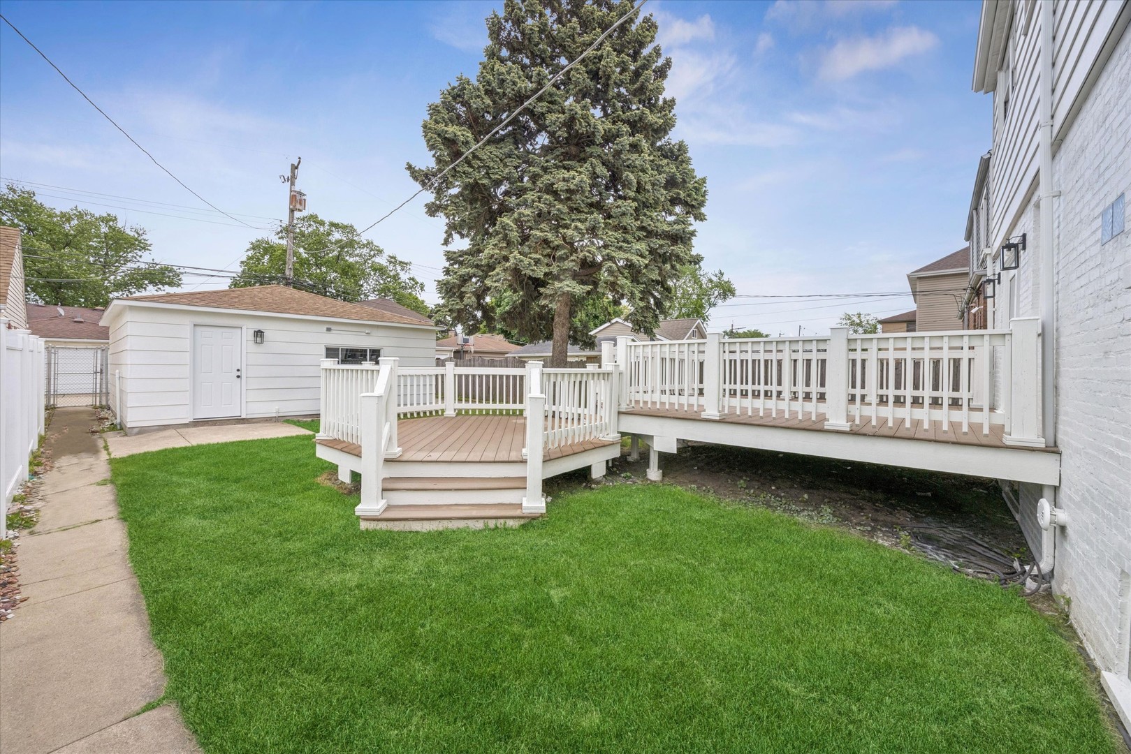 10527 S Albany Avenue, Chicago, IL 60655