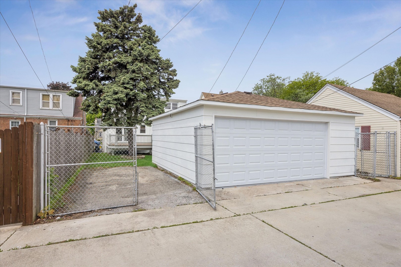 10527 S Albany Avenue, Chicago, IL 60655