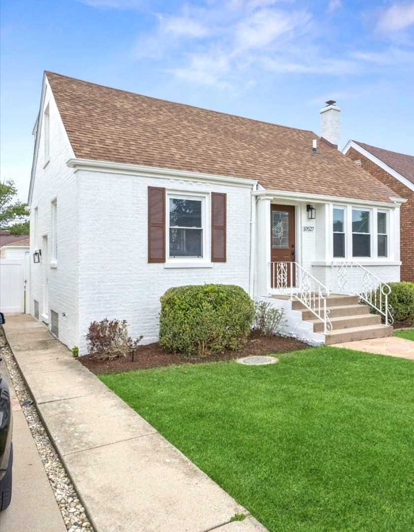 10527 S Albany Avenue, Chicago, IL 60655