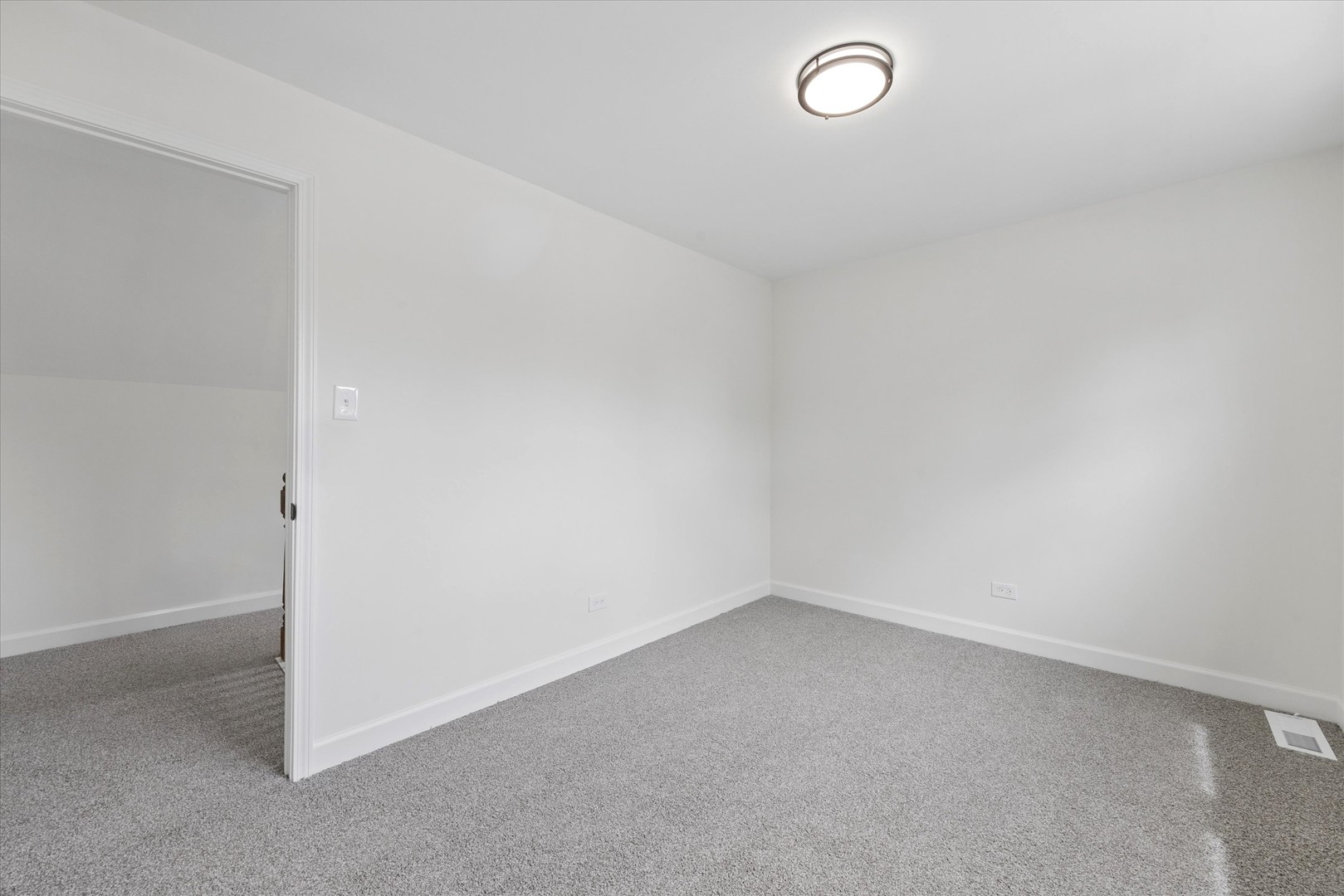 10527 S Albany Avenue, Chicago, IL 60655