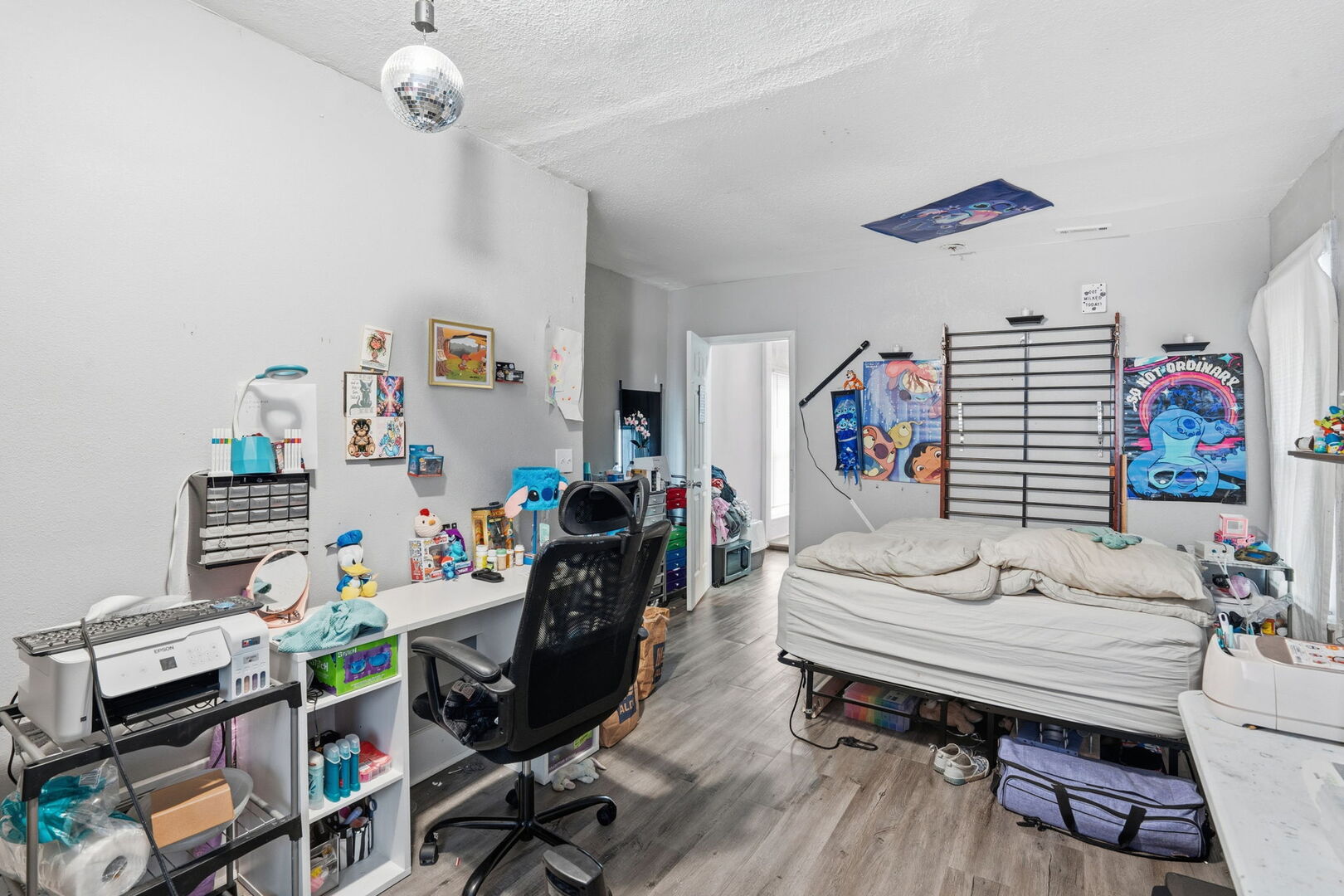 327 E 11th Street, Davenport, IA 52803