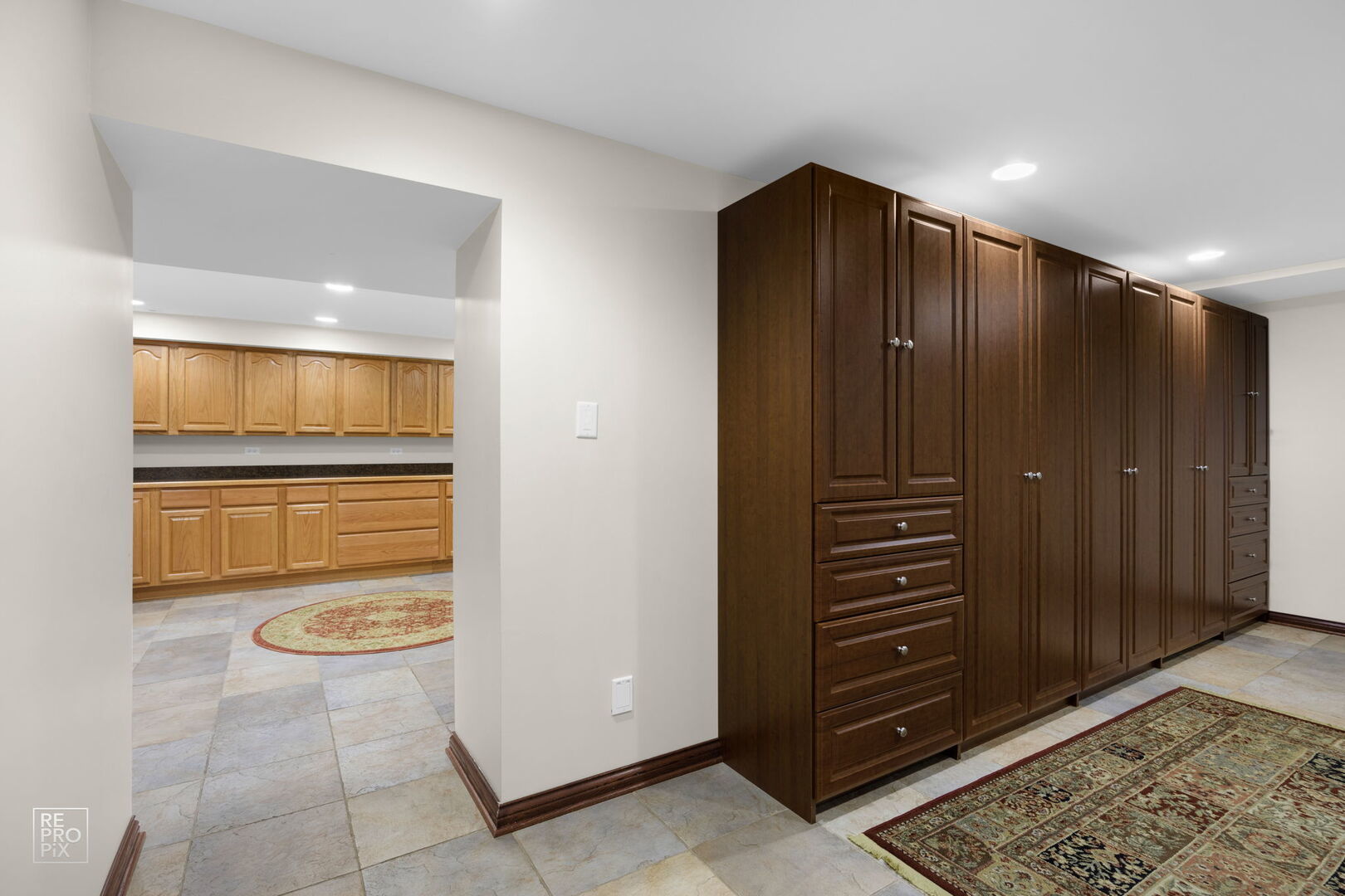 14800 108th Avenue, Orland Park, IL 60467