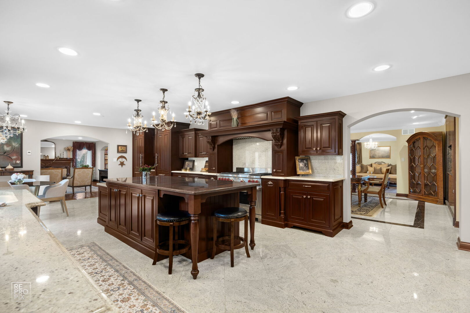 14800 108th Avenue, Orland Park, IL 60467