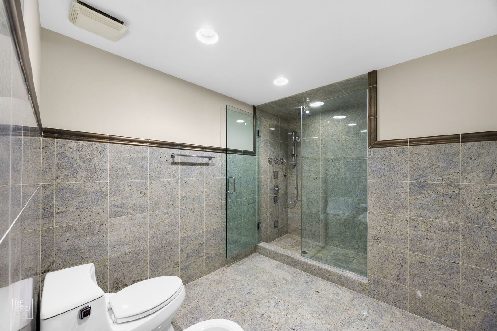 14800 108th Avenue, Orland Park, IL 60467