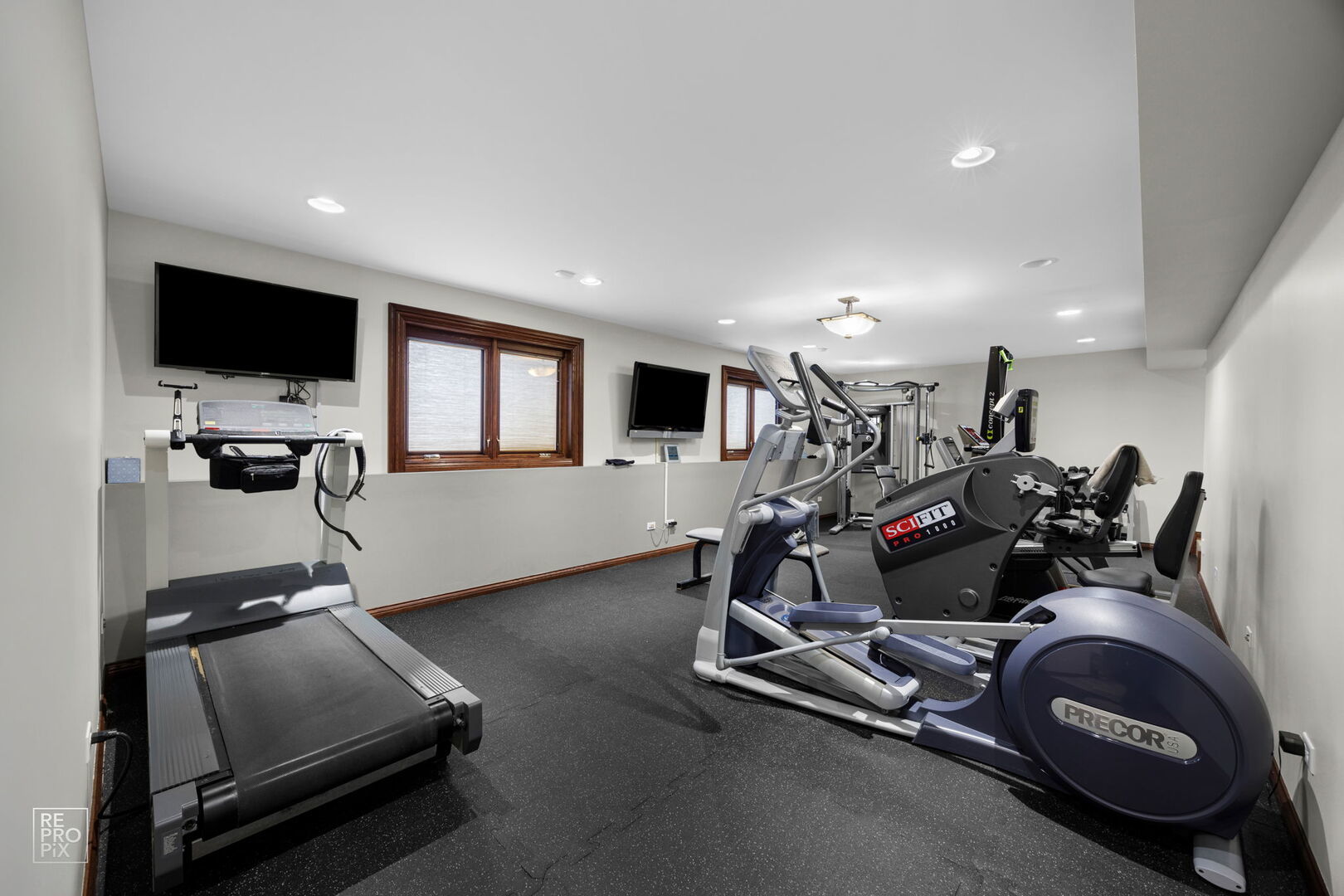 14800 108th Avenue, Orland Park, IL 60467