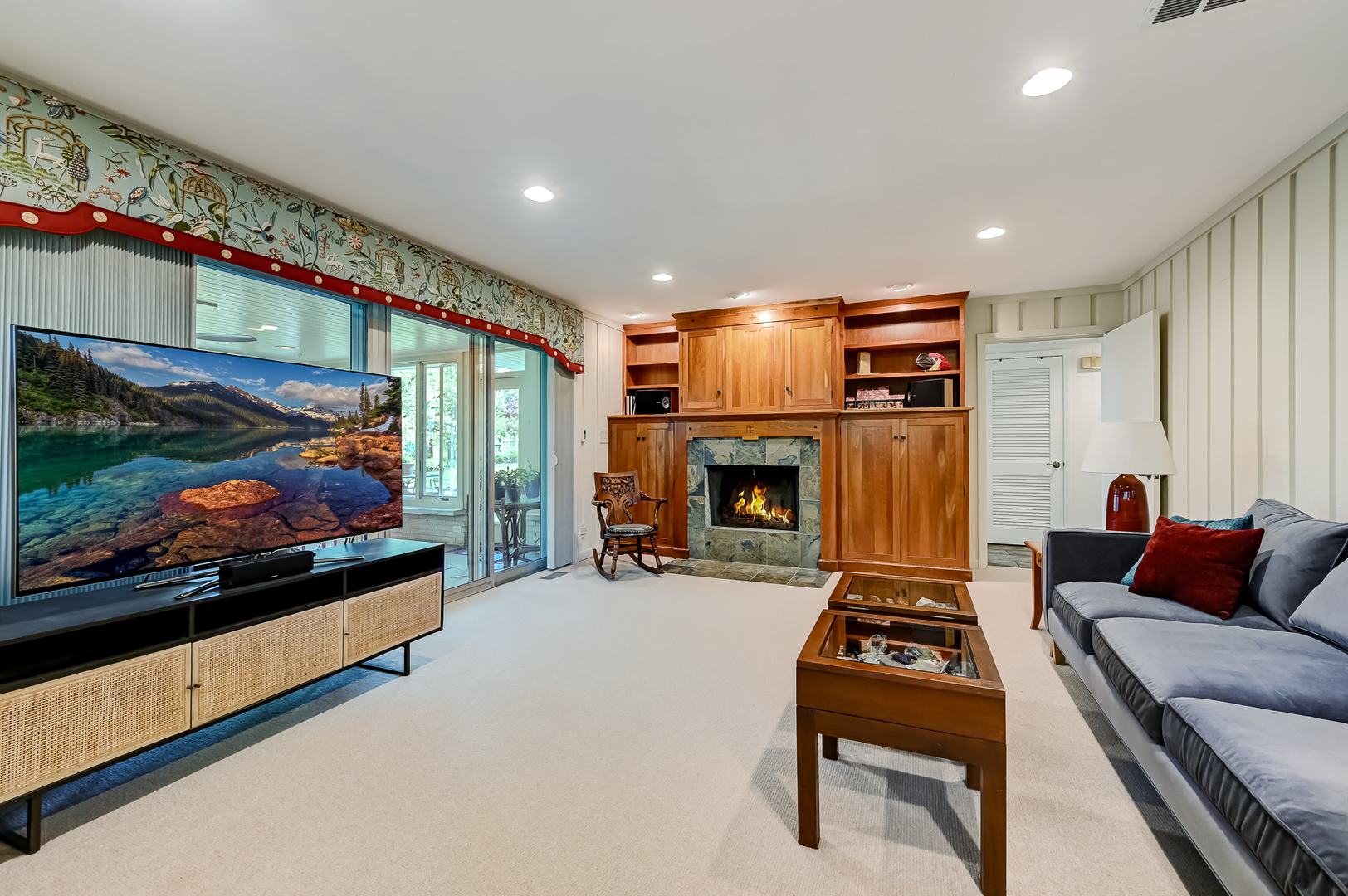 629 W Elm Street, Wheaton, IL 60189