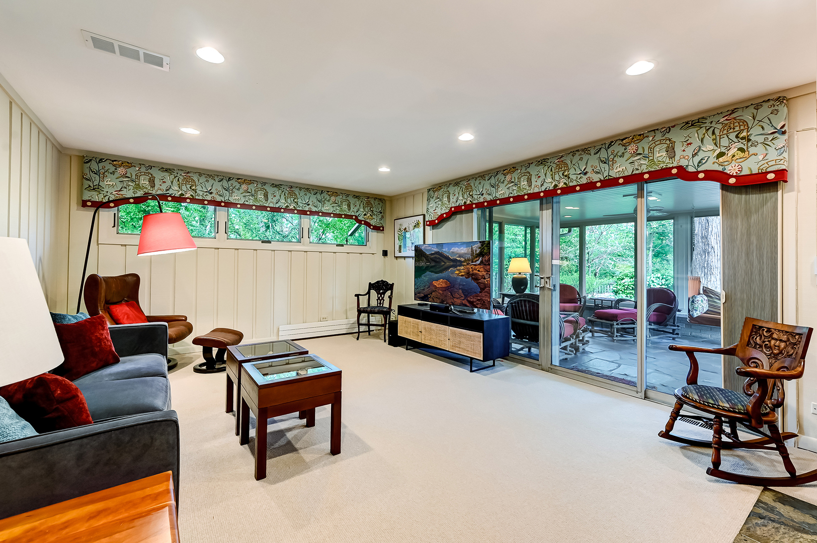 629 W Elm Street, Wheaton, IL 60189