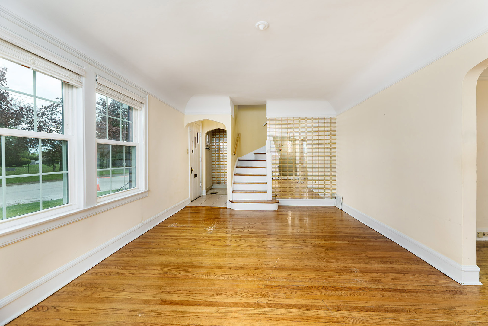 6767 N Talcott Avenue, Chicago, IL 60656