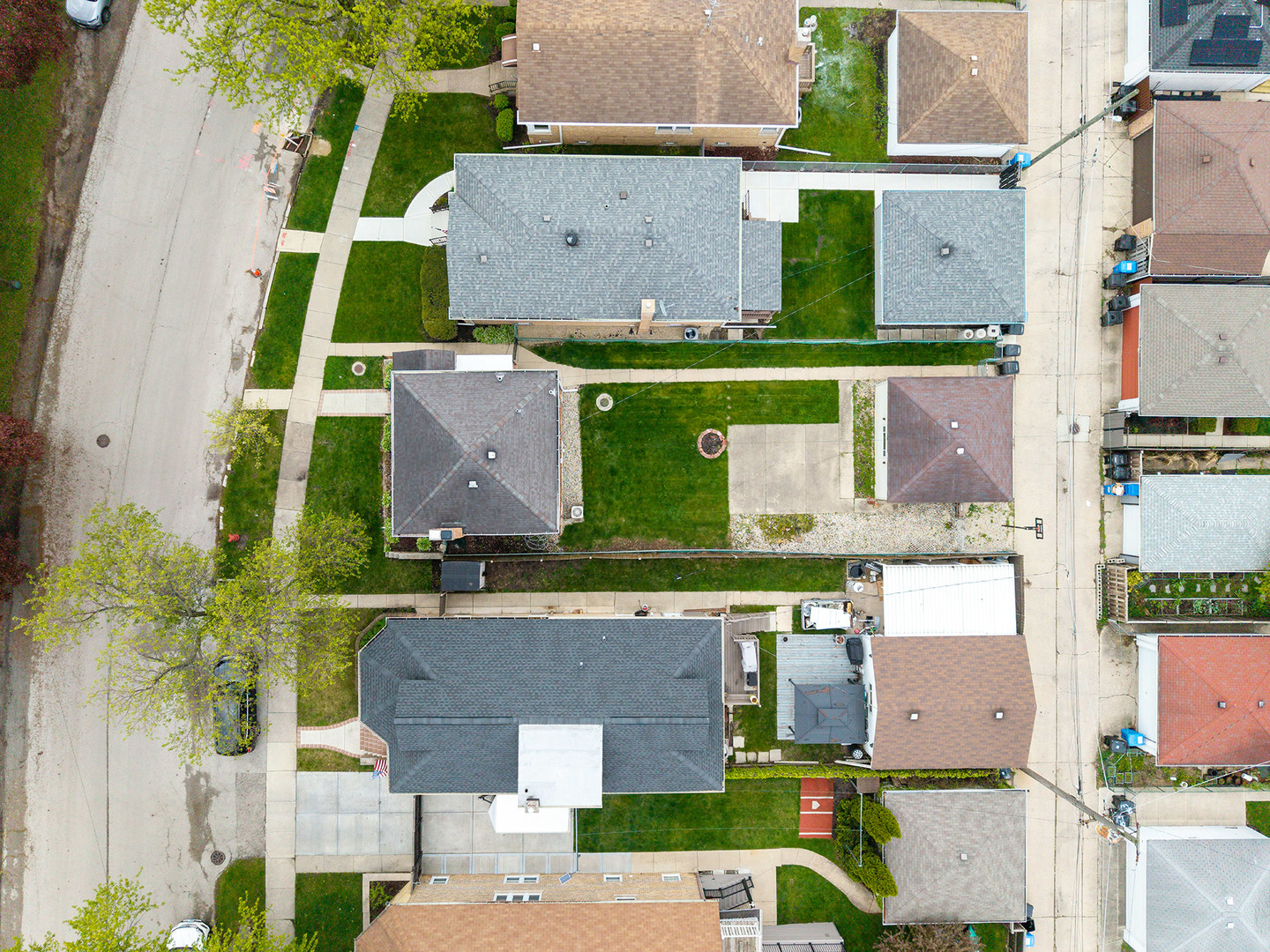 6767 N Talcott Avenue, Chicago, IL 60656