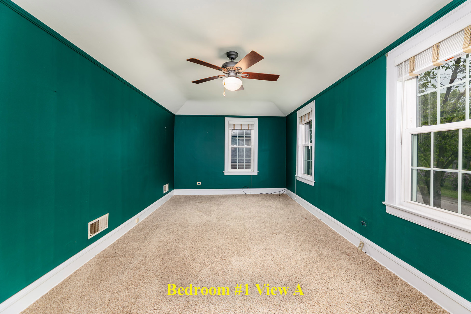 6767 N Talcott Avenue, Chicago, IL 60656