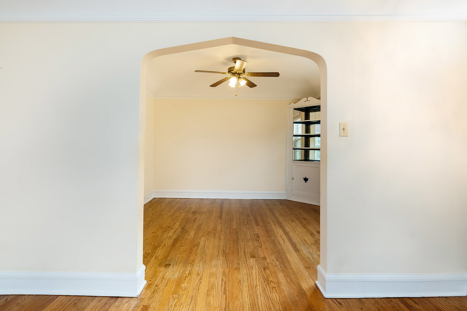 6767 N Talcott Avenue, Chicago, IL 60656