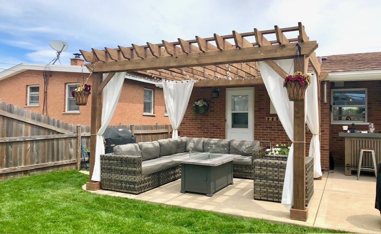 712 Arthur Drive, Lombard, IL 60148