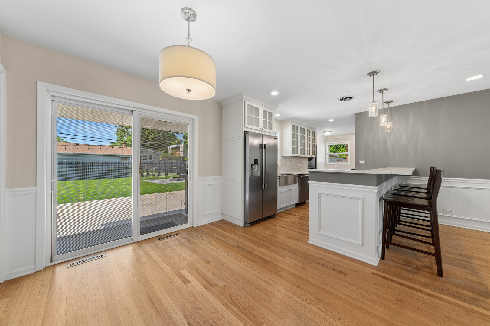 712 Arthur Drive, Lombard, IL 60148