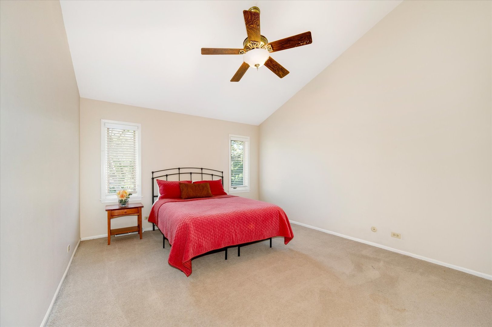 281 W Elm Park Avenue, Elmhurst, IL 60126