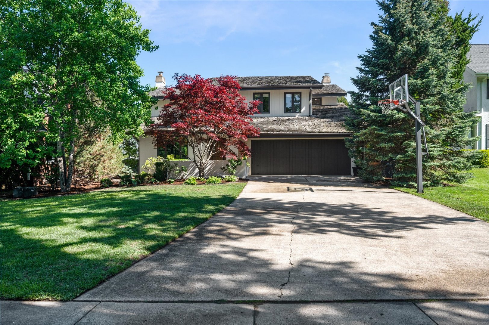 281 W Elm Park Avenue, Elmhurst, IL 60126