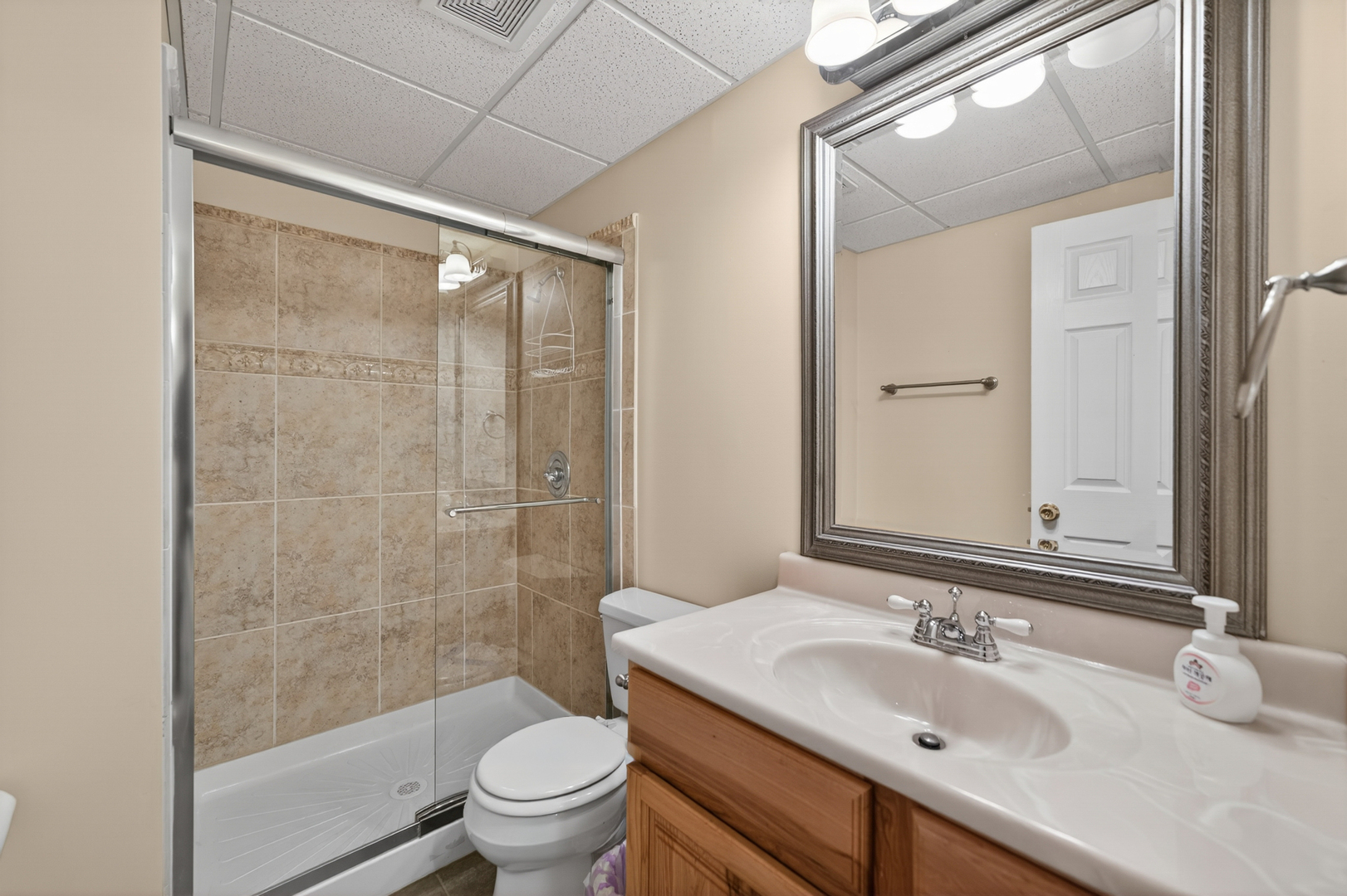 3013 Tangley Oaks Trail, Lisle, IL 60532