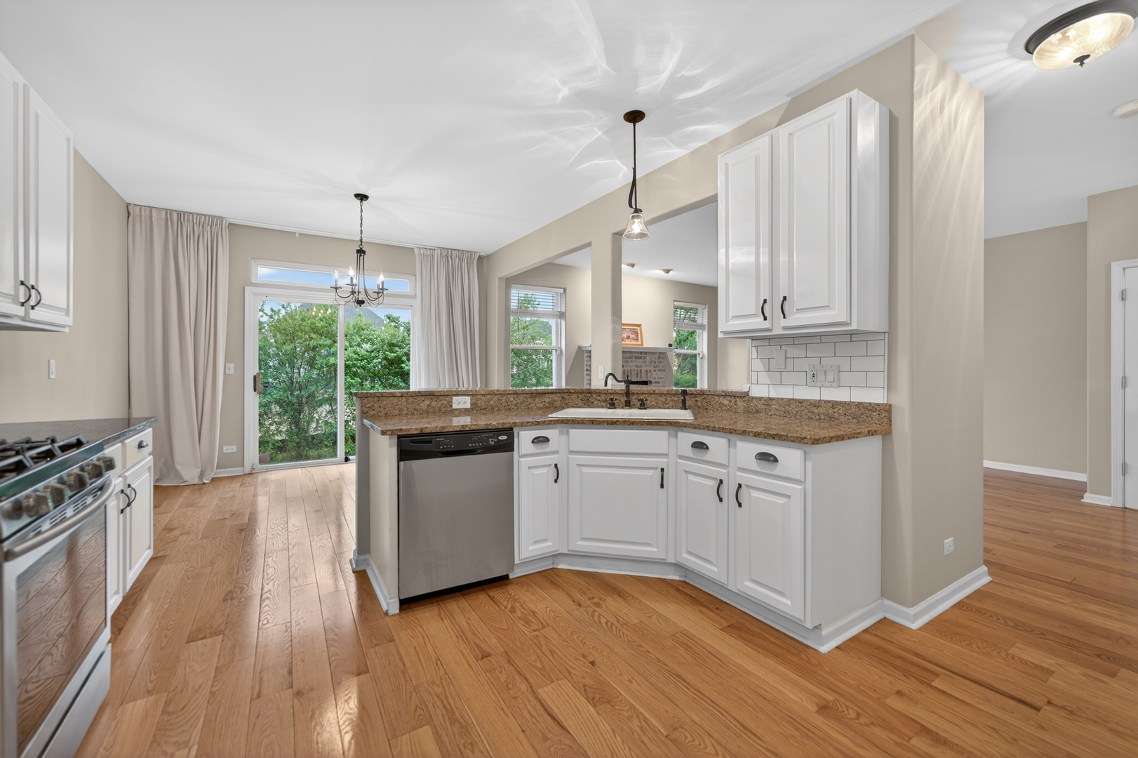 3013 Tangley Oaks Trail, Lisle, IL 60532