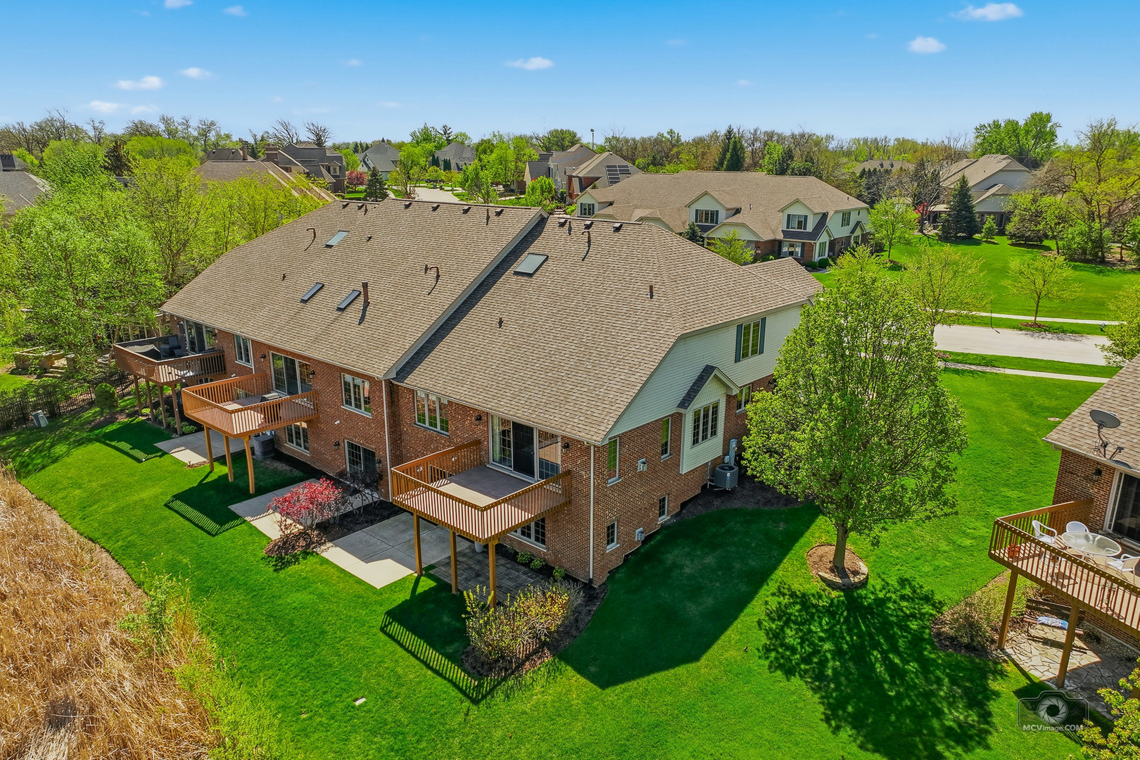 12198 Oxford Court, Lemont, IL 60439