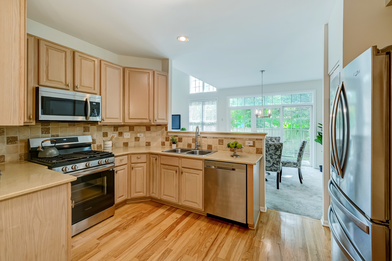 128 Fairway Drive, La Grange, IL 60525
