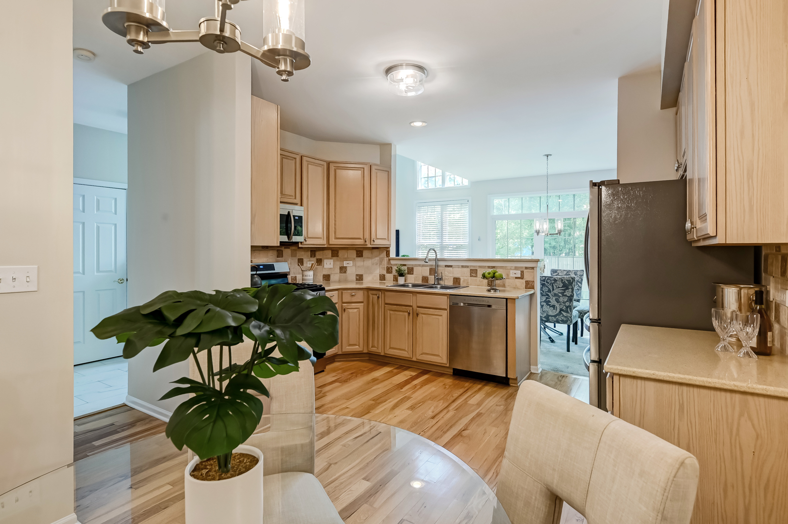 128 Fairway Drive, La Grange, IL 60525