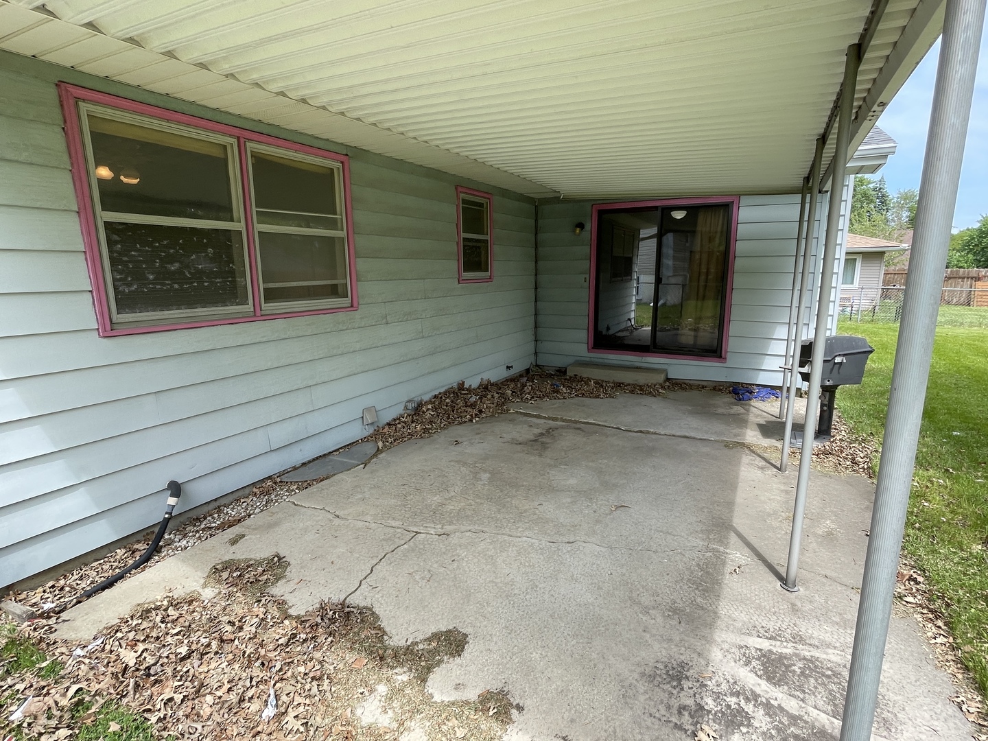 873 Hermitage Drive, Aurora, IL 60506
