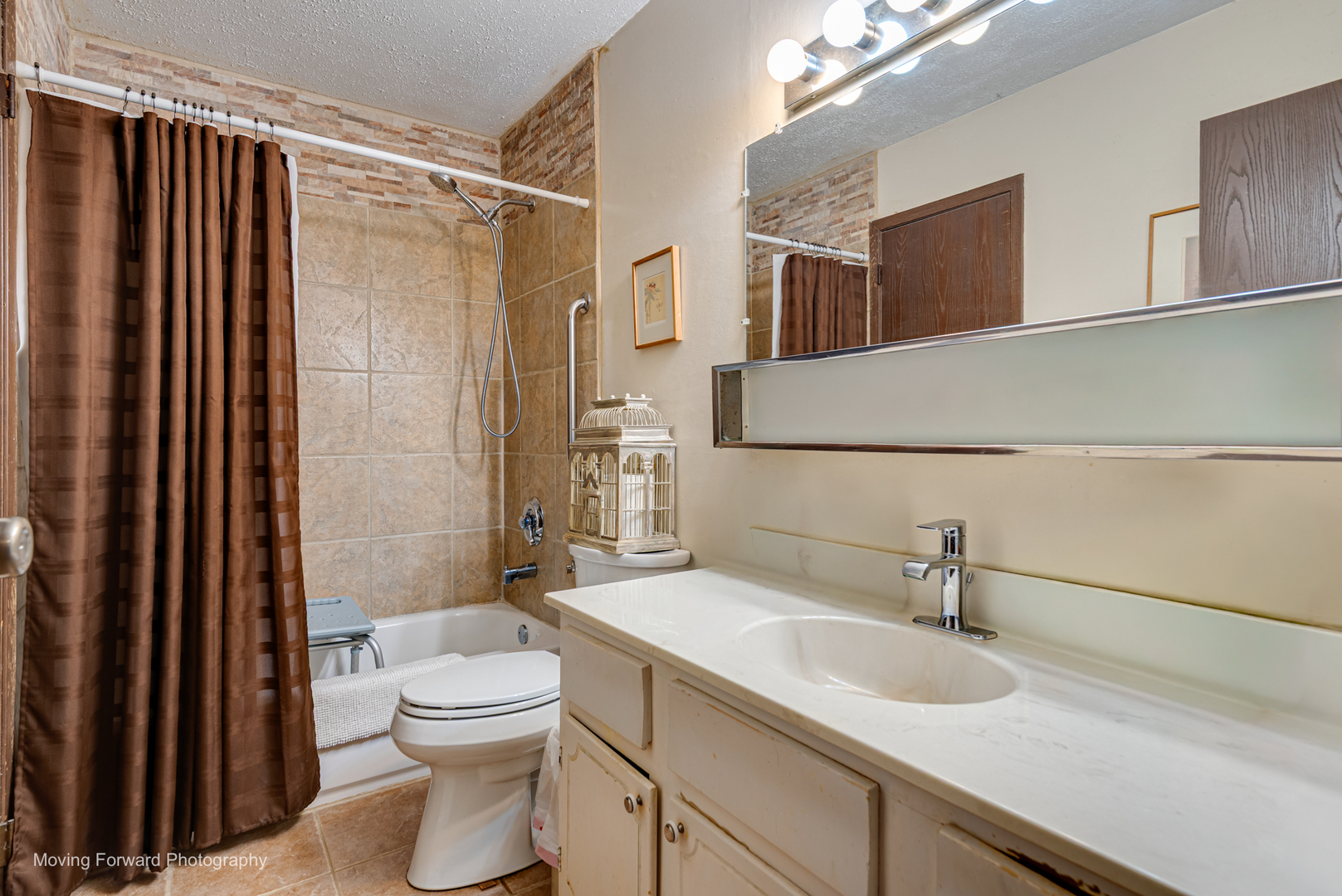 8161 W Orchard Drive, Frankfort, IL 60423