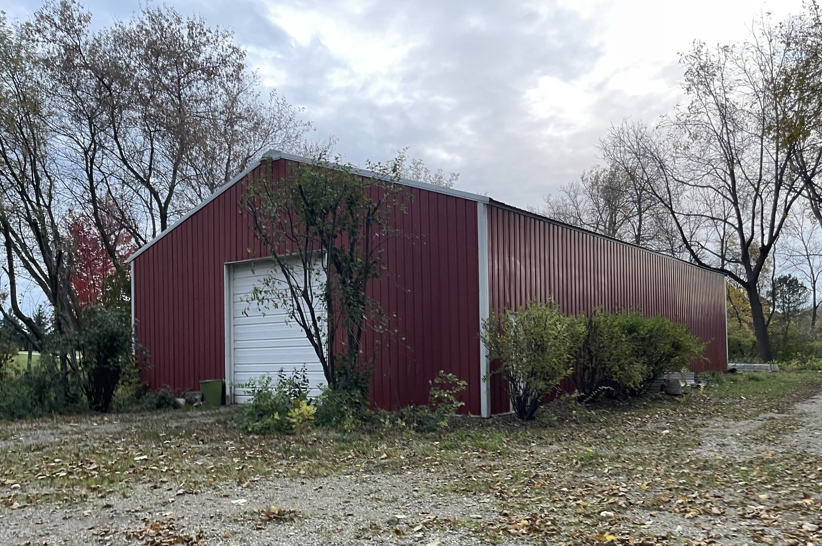 2214 MAIN STREET Road, Spring Grove, IL 60081