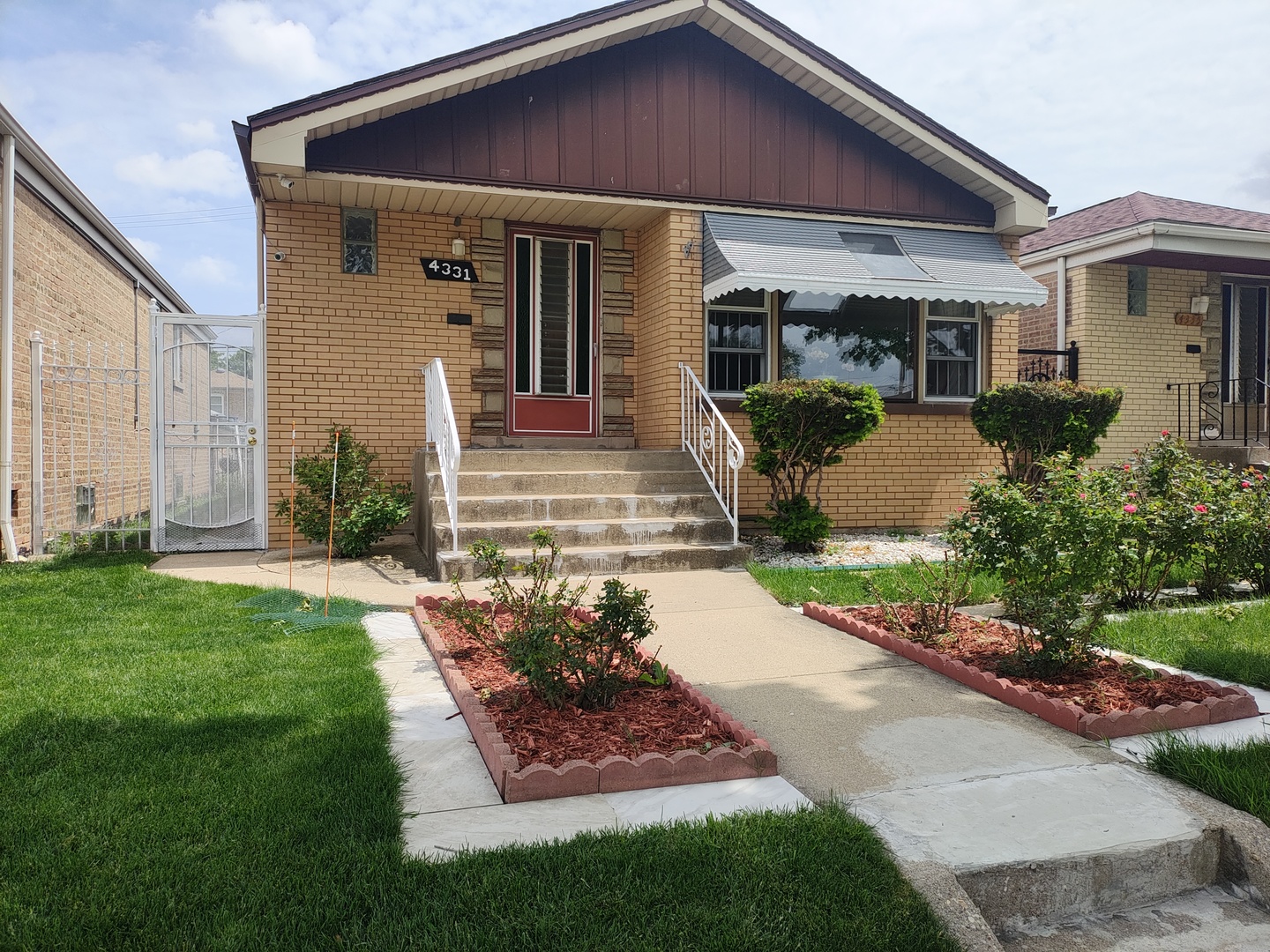 4331 S Homan Avenue, Chicago, IL 60632