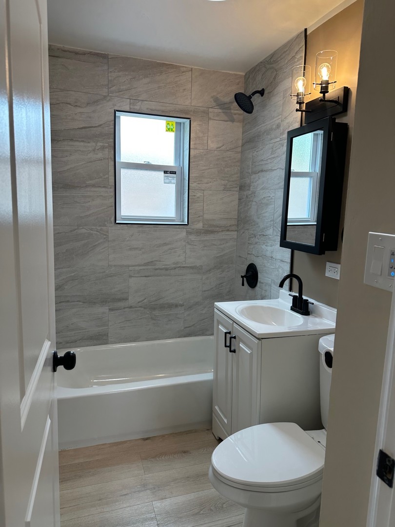 2608 W 97th Street, Evergreen Park, IL 60805