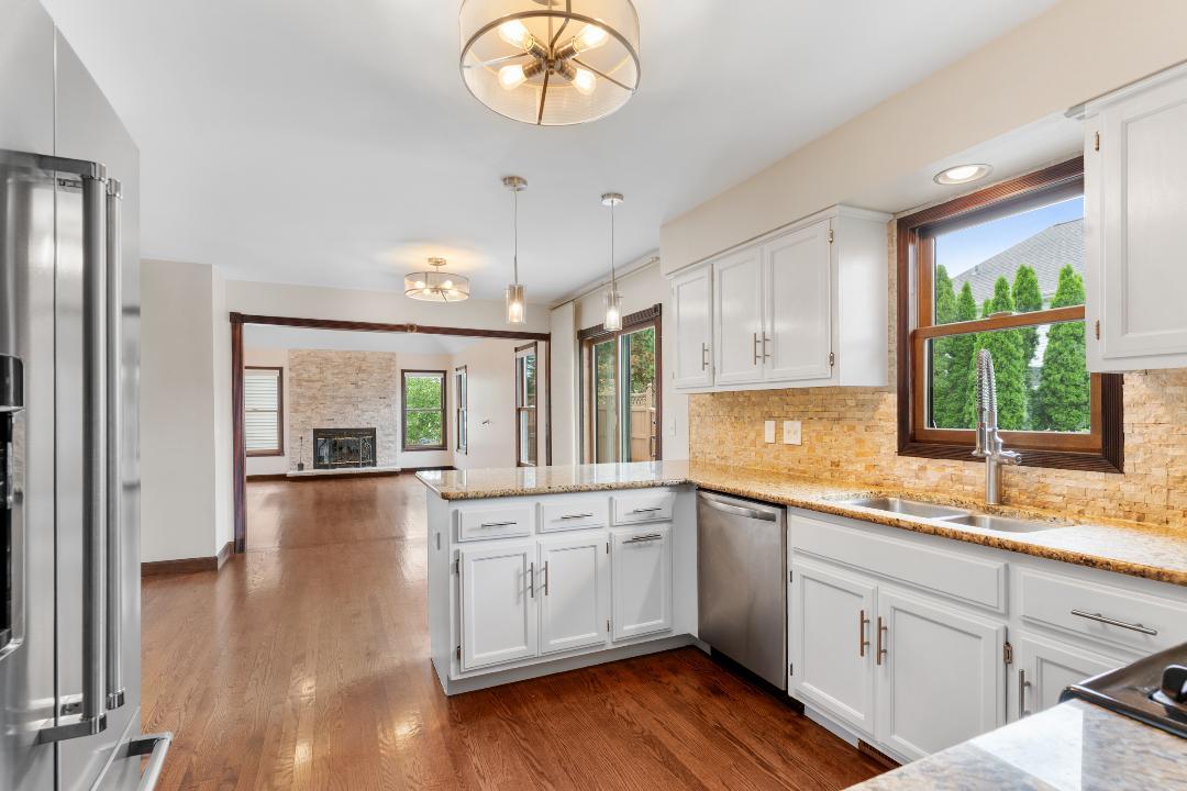 1715 Chestnut Hill Road, Plainfield, IL 60586