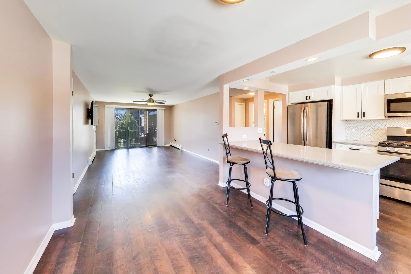 6565 N Harlem Avenue #2N, Chicago, IL 60631