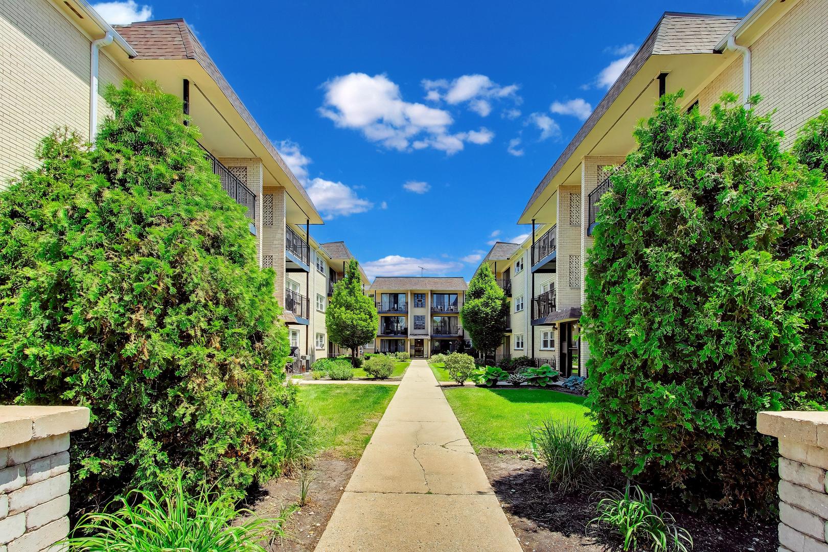 6565 N Harlem Avenue #2N, Chicago, IL 60631