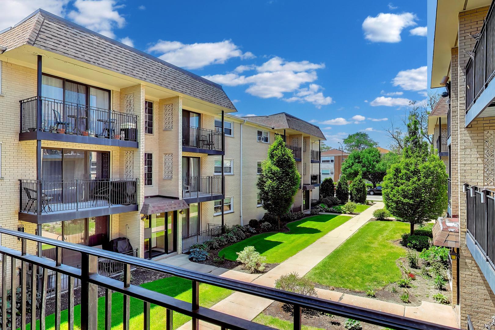 6565 N Harlem Avenue #2N, Chicago, IL 60631
