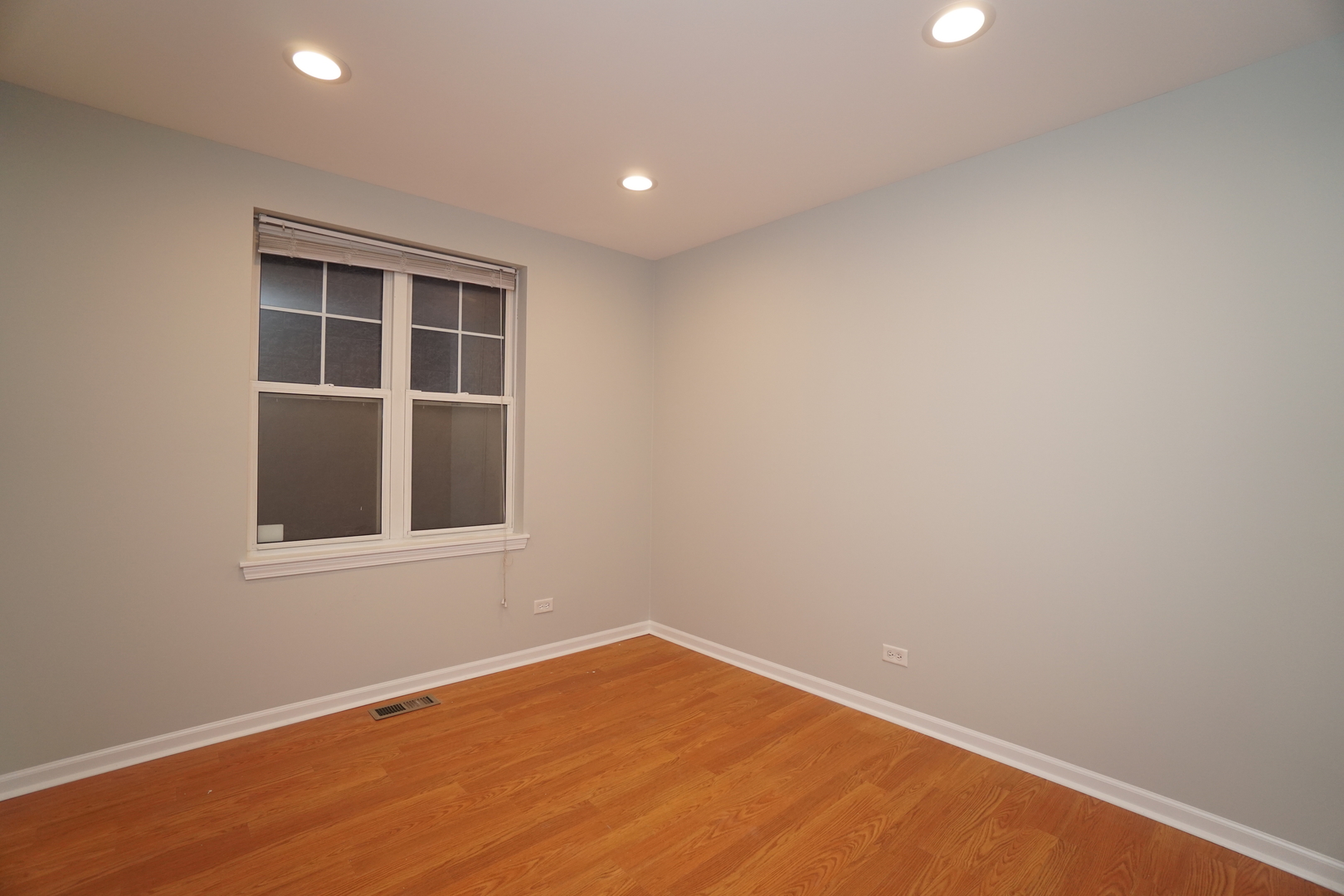 1103 N Crosby Street #A, Chicago, IL 60610
