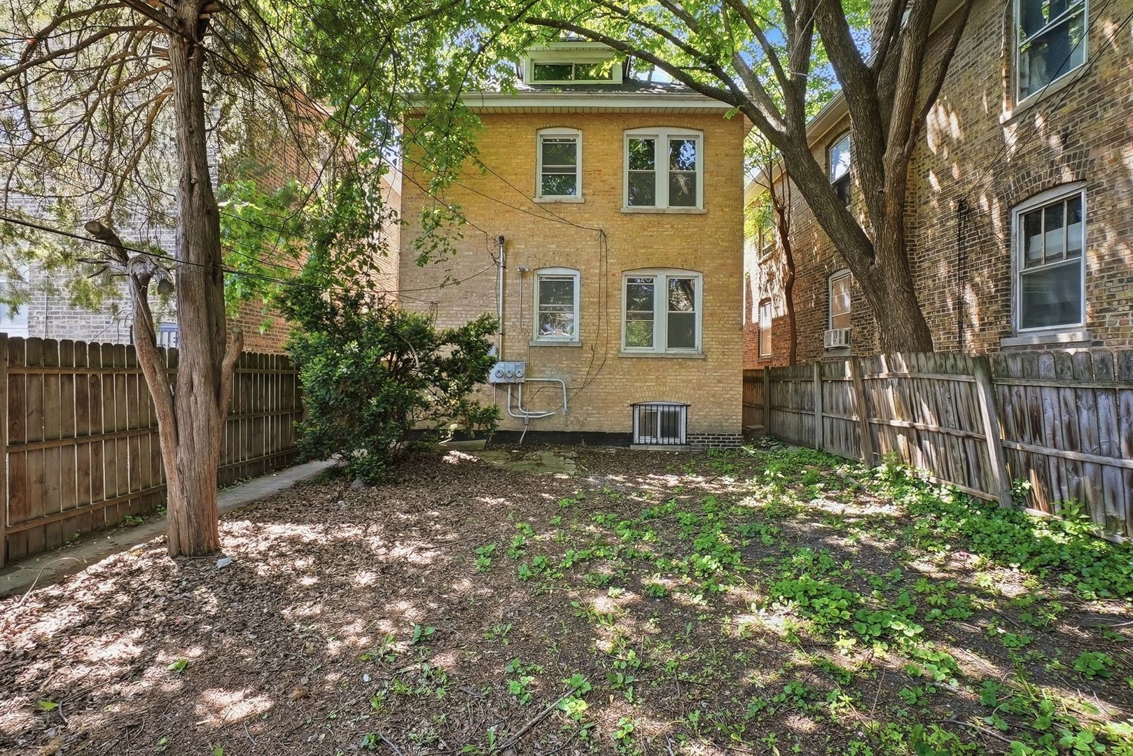 6805 S Talman Avenue, Chicago, IL 60629