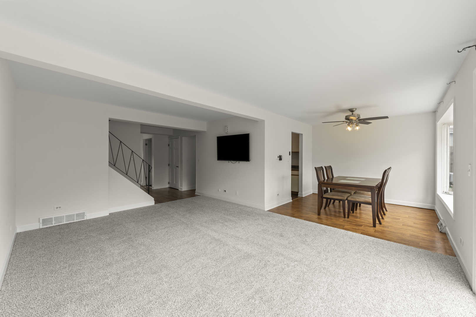 149 Thomas Road, Bolingbrook, IL 60440