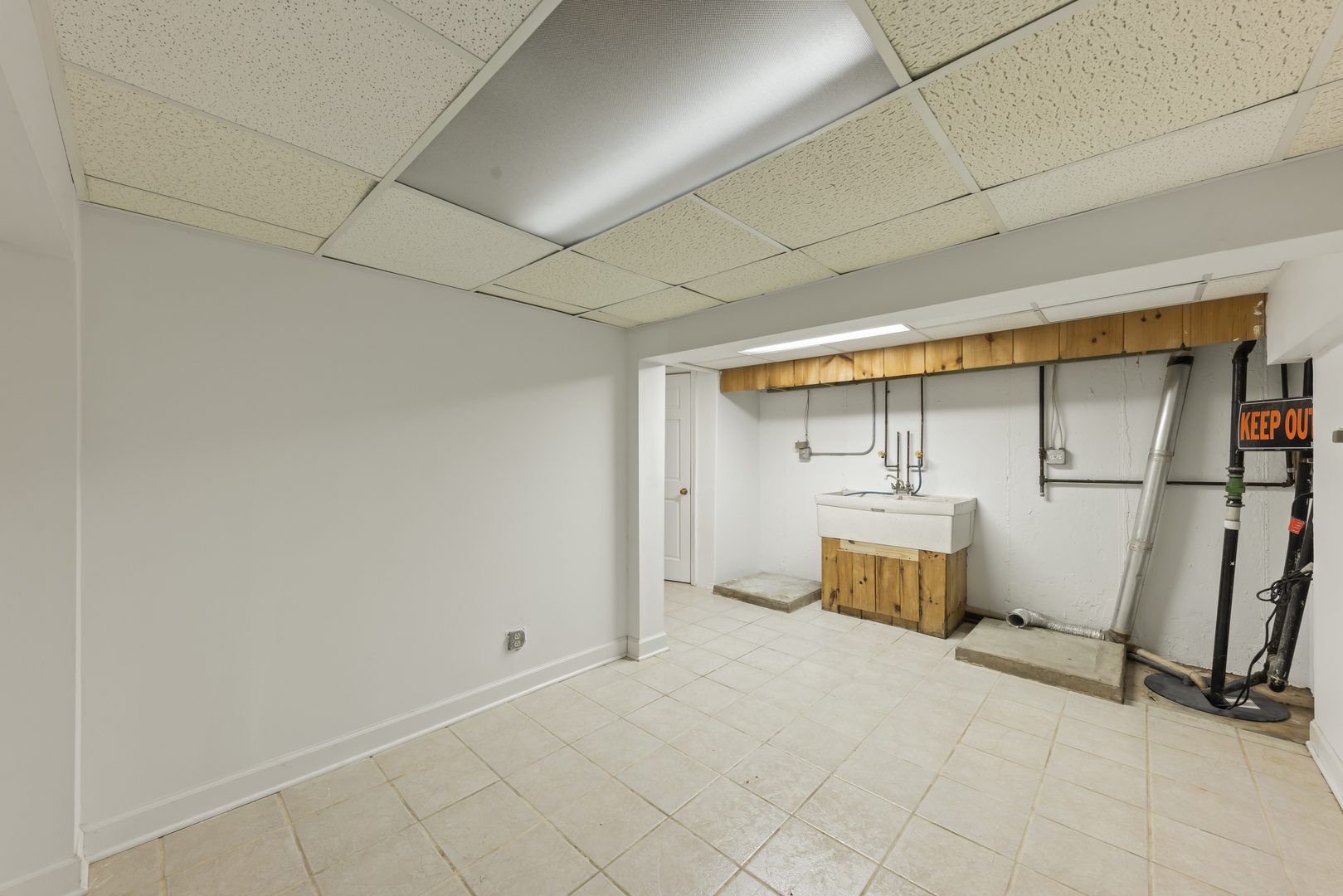 149 Thomas Road, Bolingbrook, IL 60440