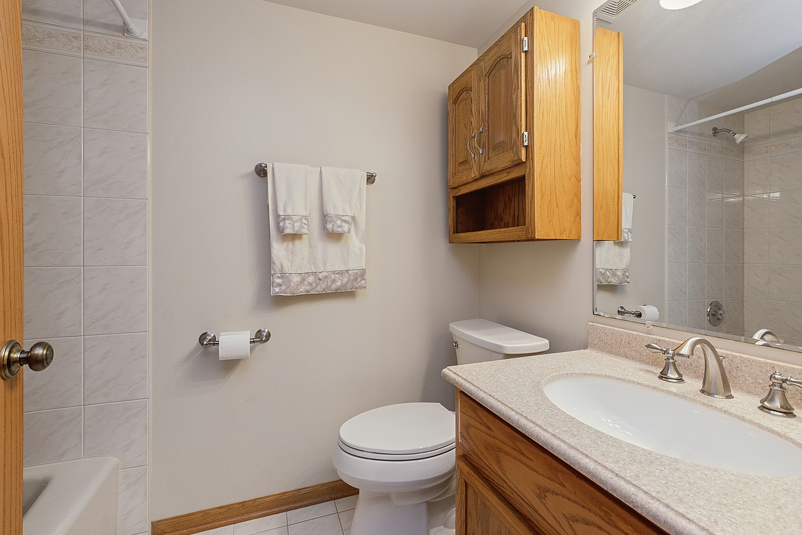 9964 W 153 Street #2W, Orland Park, IL 60462